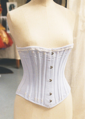 rp_8-1_corset1.jpg